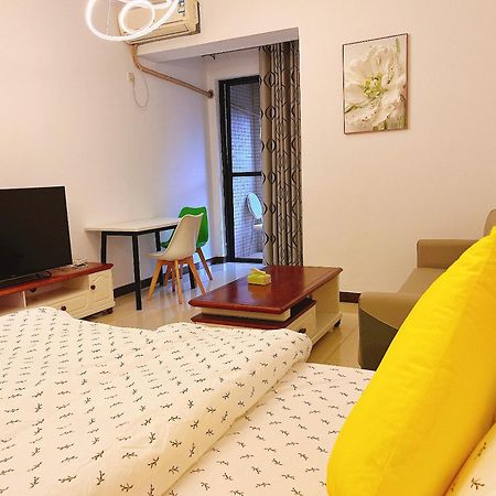 Yoyo Youth Apartment Guangzhou Bagian luar foto