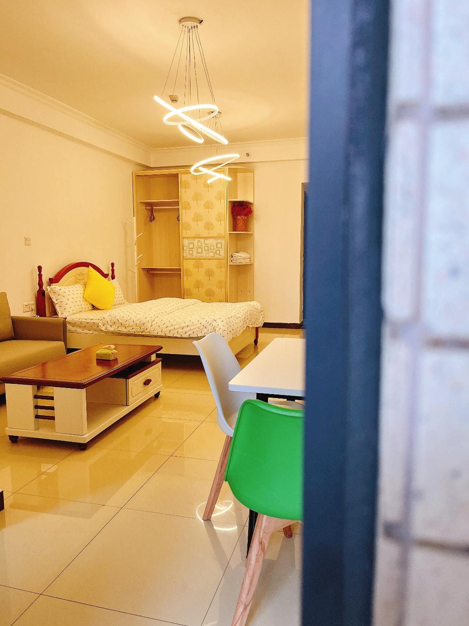 Yoyo Youth Apartment Guangzhou Bagian luar foto