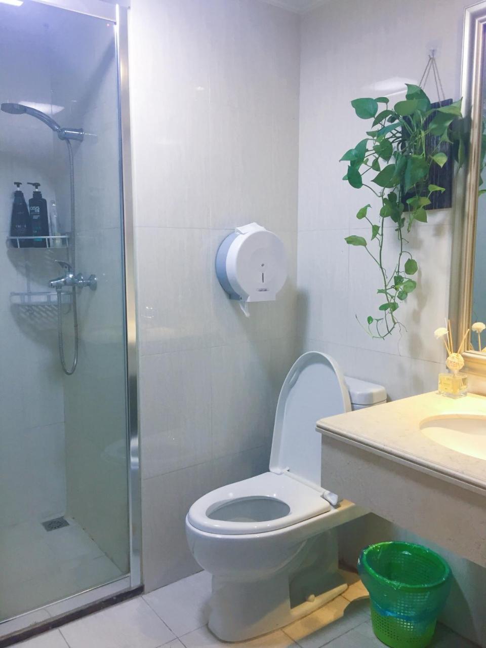 Yoyo Youth Apartment Guangzhou Bagian luar foto